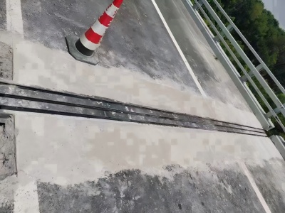 镜铁区伸缩缝更换后浇筑材料快速结构修补料速砼的产品特点及施工流程​